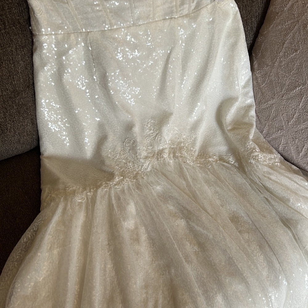 Galina Signature Ivory allover sequin corset plus wedding‎ dress Size 20 - Picture 12 of 16